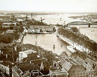 Dordrecht 1900 ca. vanaf de Grote Kerk naar de Kalkhaven